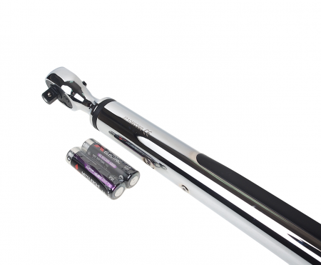 JTC Ключ динамометрический 3/8" 7-135 НМ, 435 мм, с цифровой индикацией
